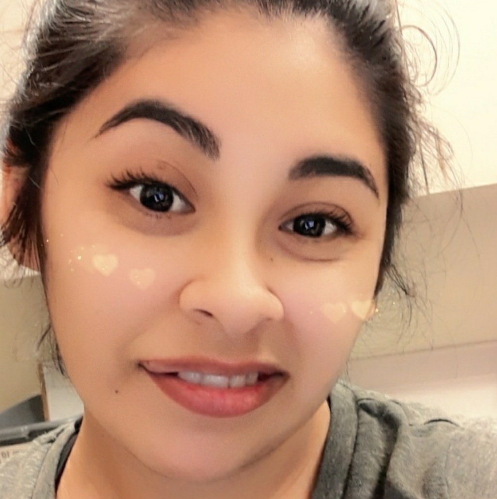 Meet your Posher, Clarissa